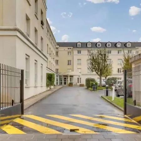 Duplex 2 - 2 Steps From And Close To Paris 뷰씨 쎙 죠흐쥬